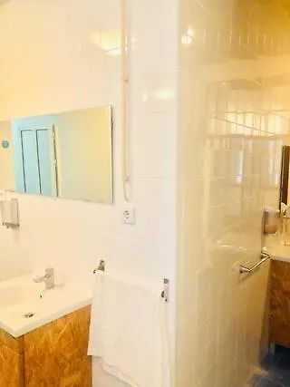 Private 103 In Da Fonte Ostello Figueira da Foz